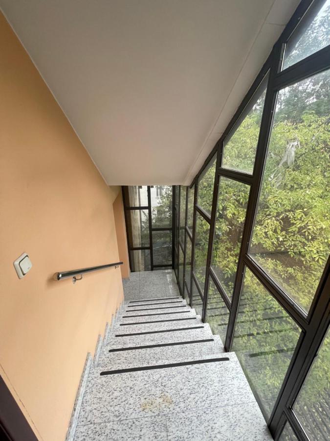 Casa Gialla Free Parking Сараево Екстериор снимка